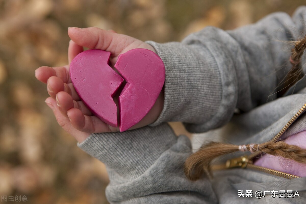 06毕业后,我们各奔东西,吴凡回到了东北,而我也回到我们市里工作,一切