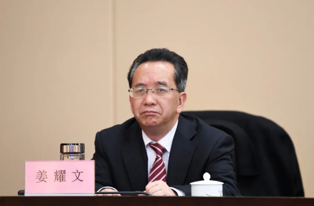 市五届人大常委会举行第五十次会议