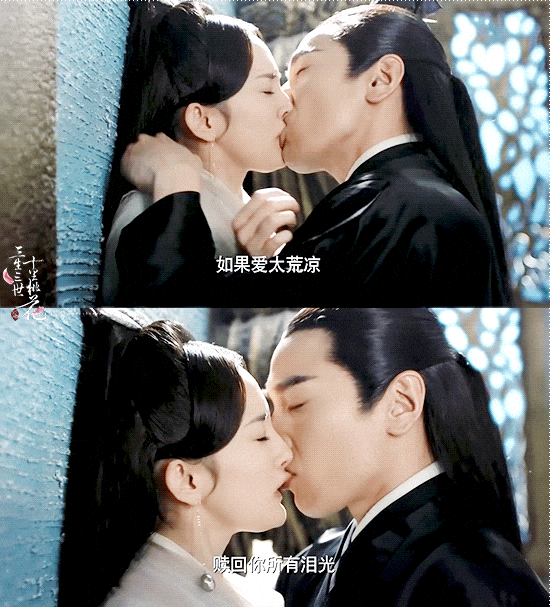 赵又廷在《三生三世十里桃花》的吻戏也超级经典,一场霸道激吻让观众
