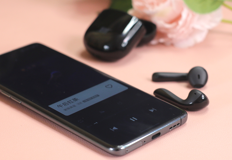 体验升级音质出色，JEET ONE墨黑升级版真无线耳机