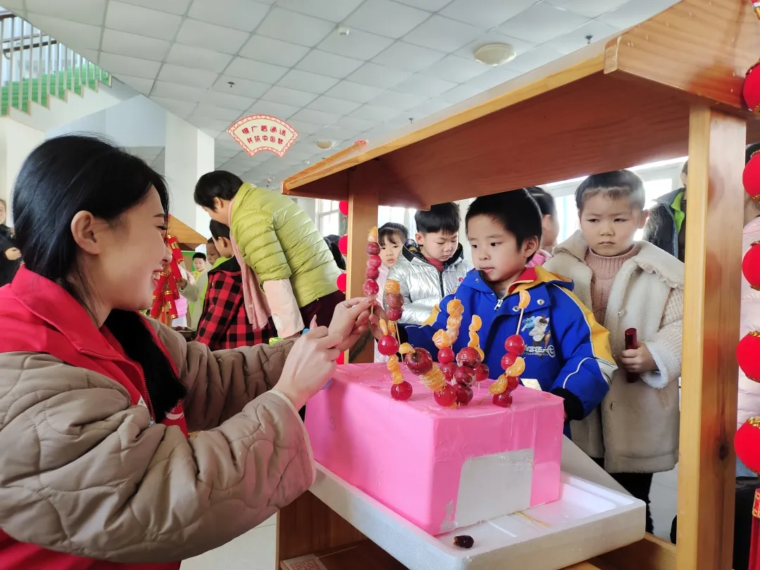 浓情中国年 欢喜逛庙会：宁阳县文庙中心幼儿园举办新年庙会活动