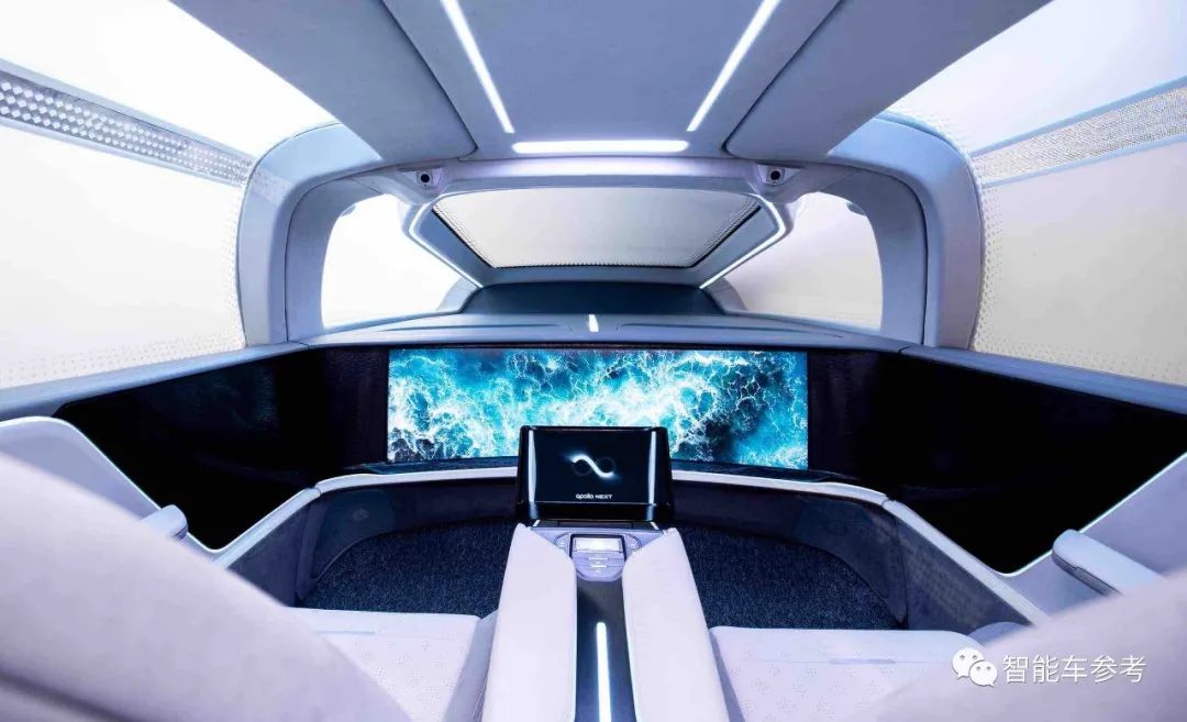 百度不「装」了：扔掉方向盘、拿掉安全员，明年在京全无人载客