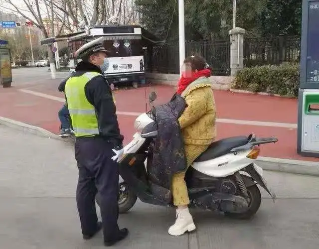固始警方严查交通违法成效显著