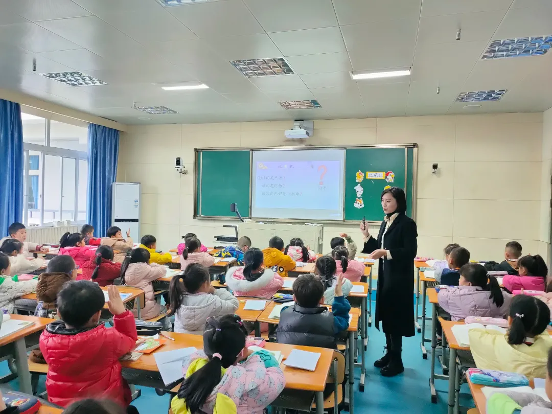 成都市双流区黄龙溪学校——名师引领冬日暖 拨开云雾教学明