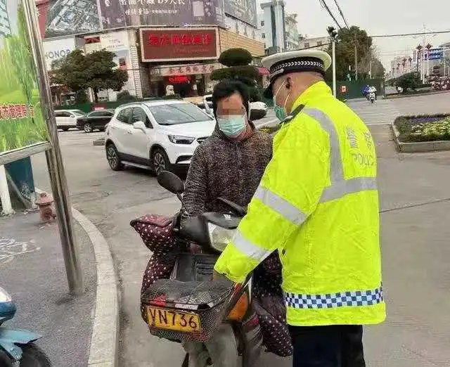 固始警方严查交通违法成效显著