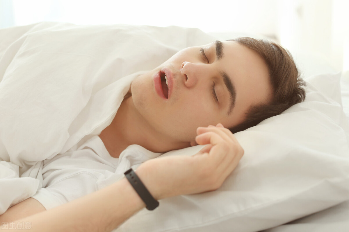 经常打呼噜的人，后来都怎样了？5招快速解决，还你好睡眠