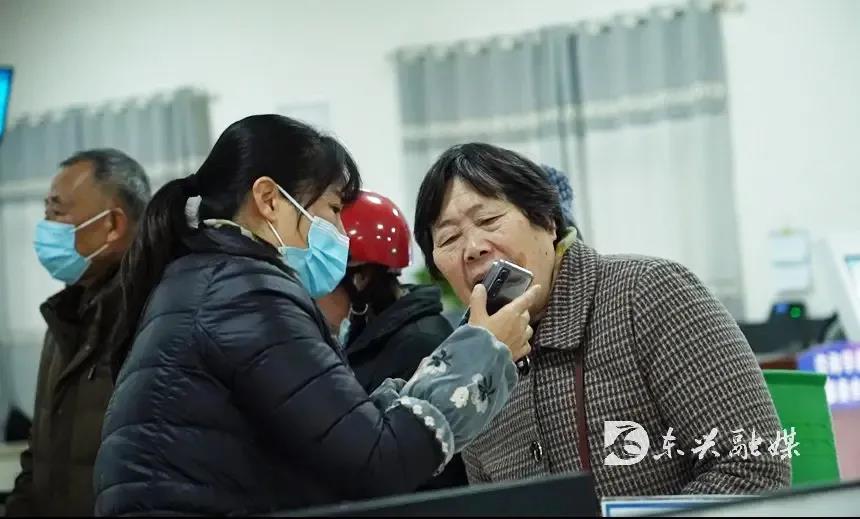 拼搏实干！内江市东兴区人交出满意的年终答卷