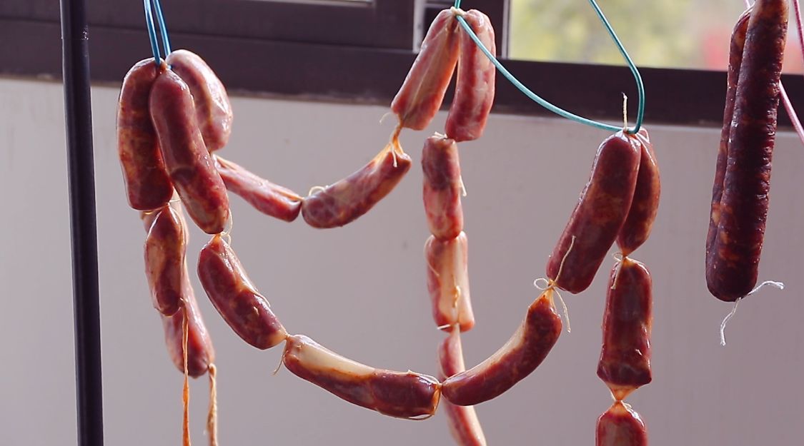 冬季，碰到这排骨香肠，我必囤50斤，随吃随取，别不懂吃