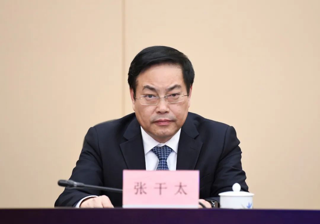 市五届人大常委会举行第五十次会议