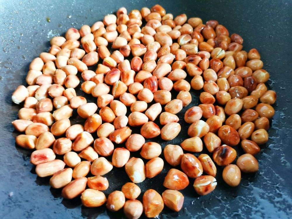 花生被称为“长寿果”，可生吃和熟吃花生，哪种健康效果最好？