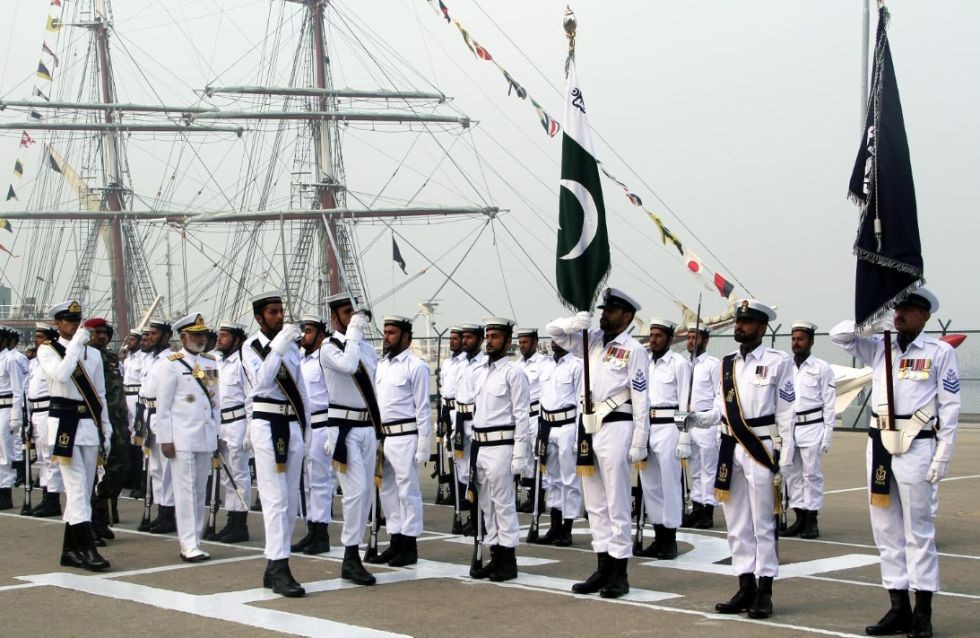 �ͻ�˹̹���ҹ���Ǳͧ��ʽ�������й�������հף�ӡ��ʮ�ֲ�ˬ