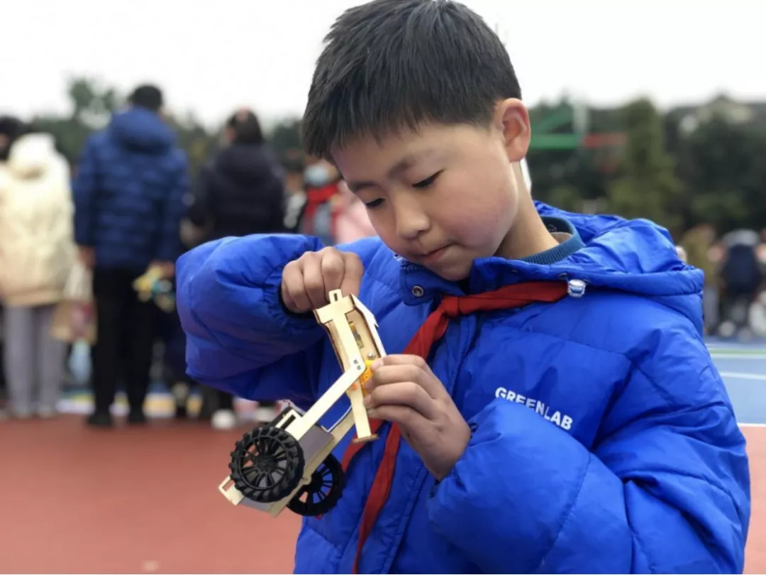 2021年成都市青少年机器人竞赛“物流之星”中和小学分赛场