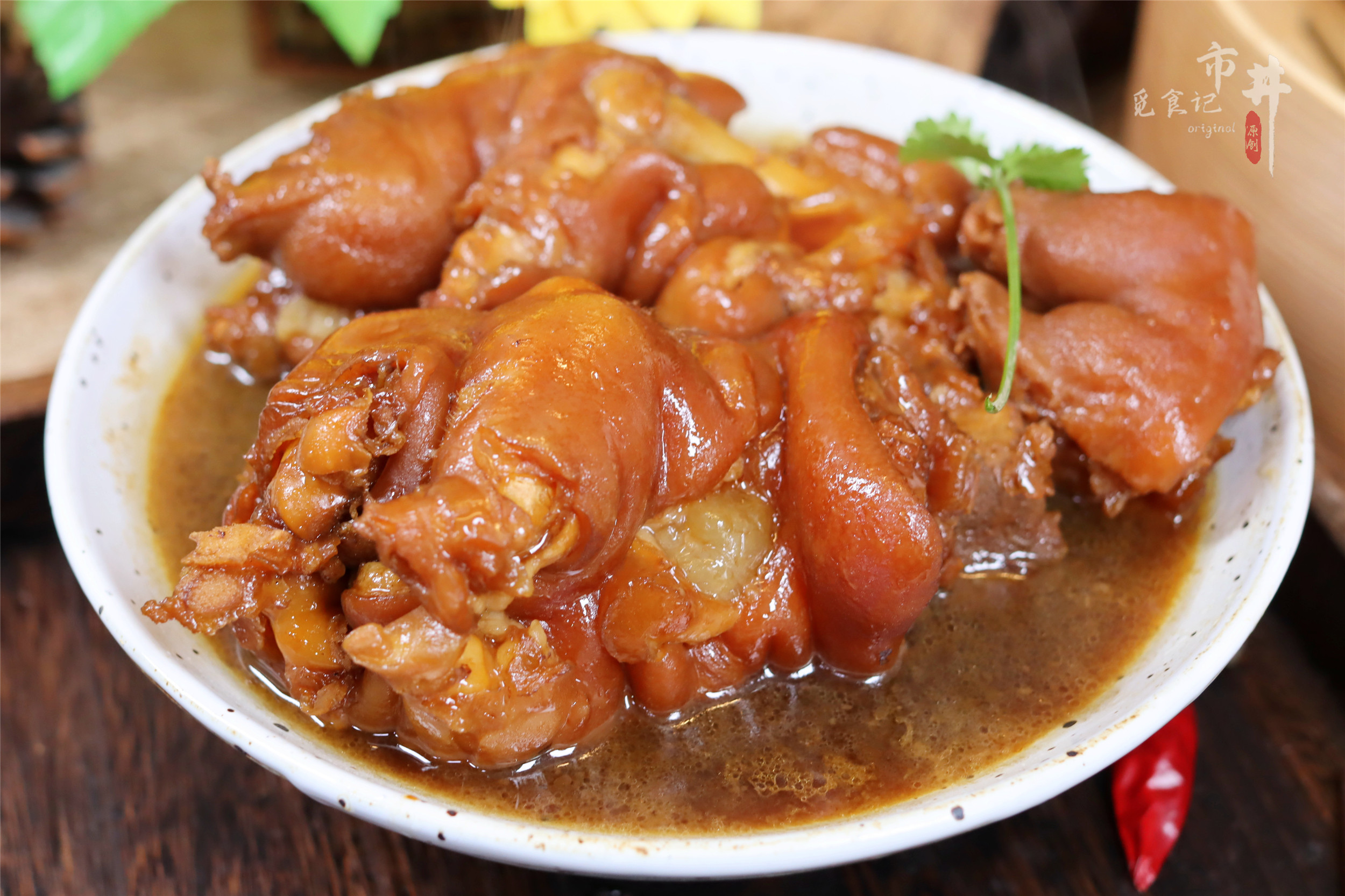 在家卤猪蹄，记住加“3样”再卤，25分钟猪蹄酥烂，味道香无杂味