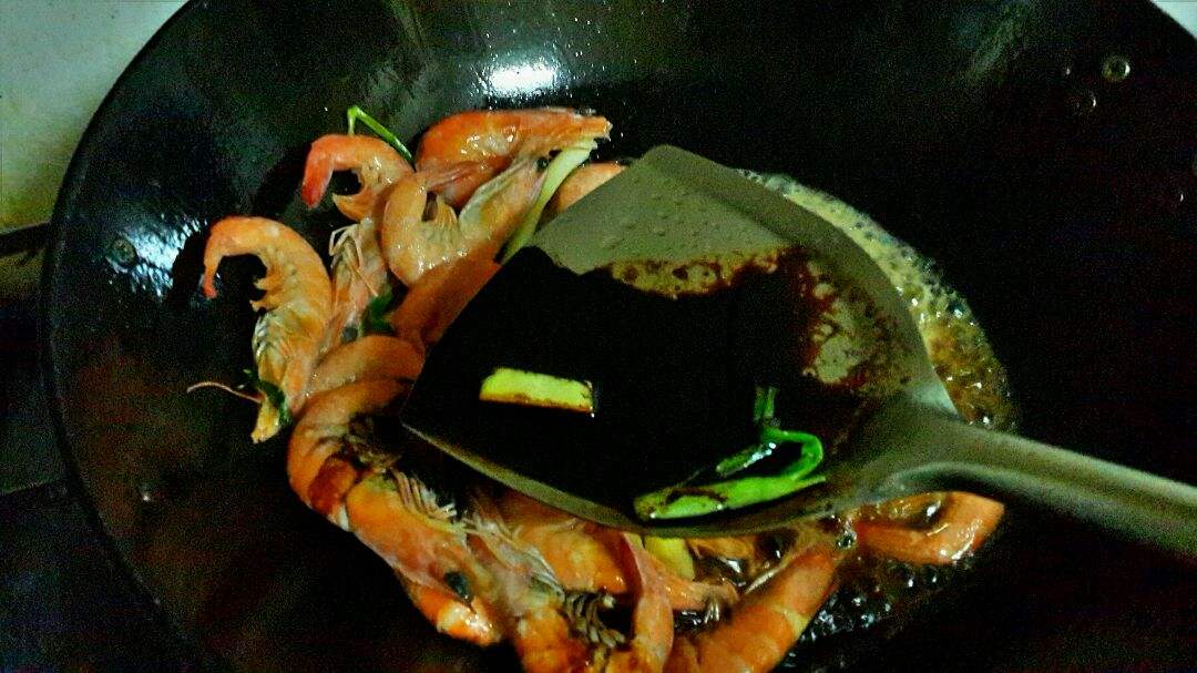 生抽、老抽、酱油、味极鲜到底用哪个？弄明白后，才知道区别很大