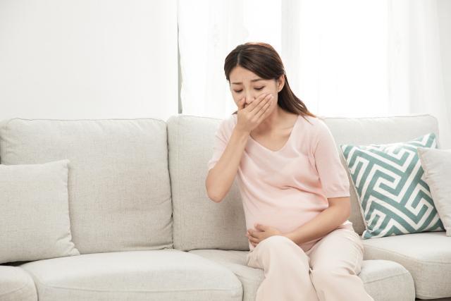 孕早期吃啥都不香，闻到不合适的味道还吐！怎么办？这里有妙招