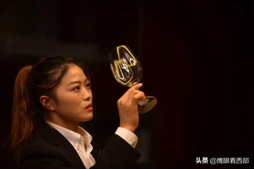 「人物故事」摄影师探秘“00后”京城女保镖