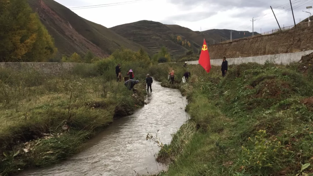 术布乡：耕好“河湖林路”责任田 守好“绿水青山”好家园