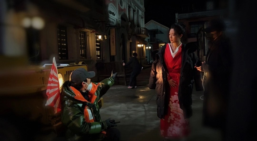 《雪豹》电影版上映，于震克拉拉参演，并非神剧，故事跌宕起伏