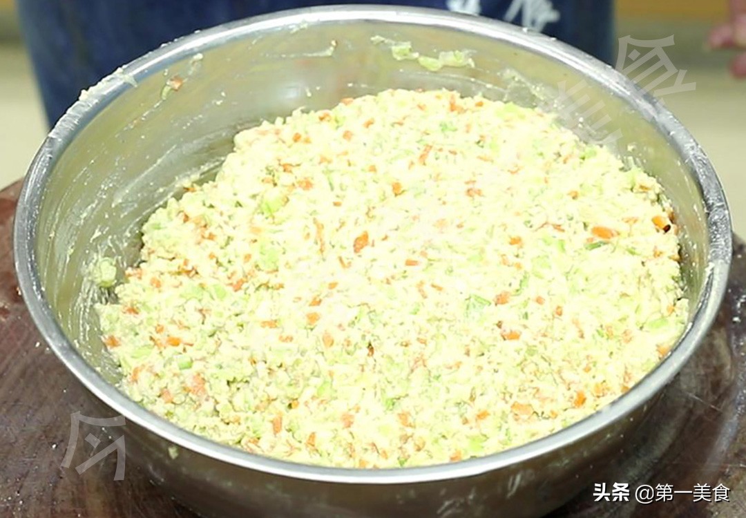 春节我家最爱做的6种炸货，金黄酥脆，越吃越香，学会多备一些