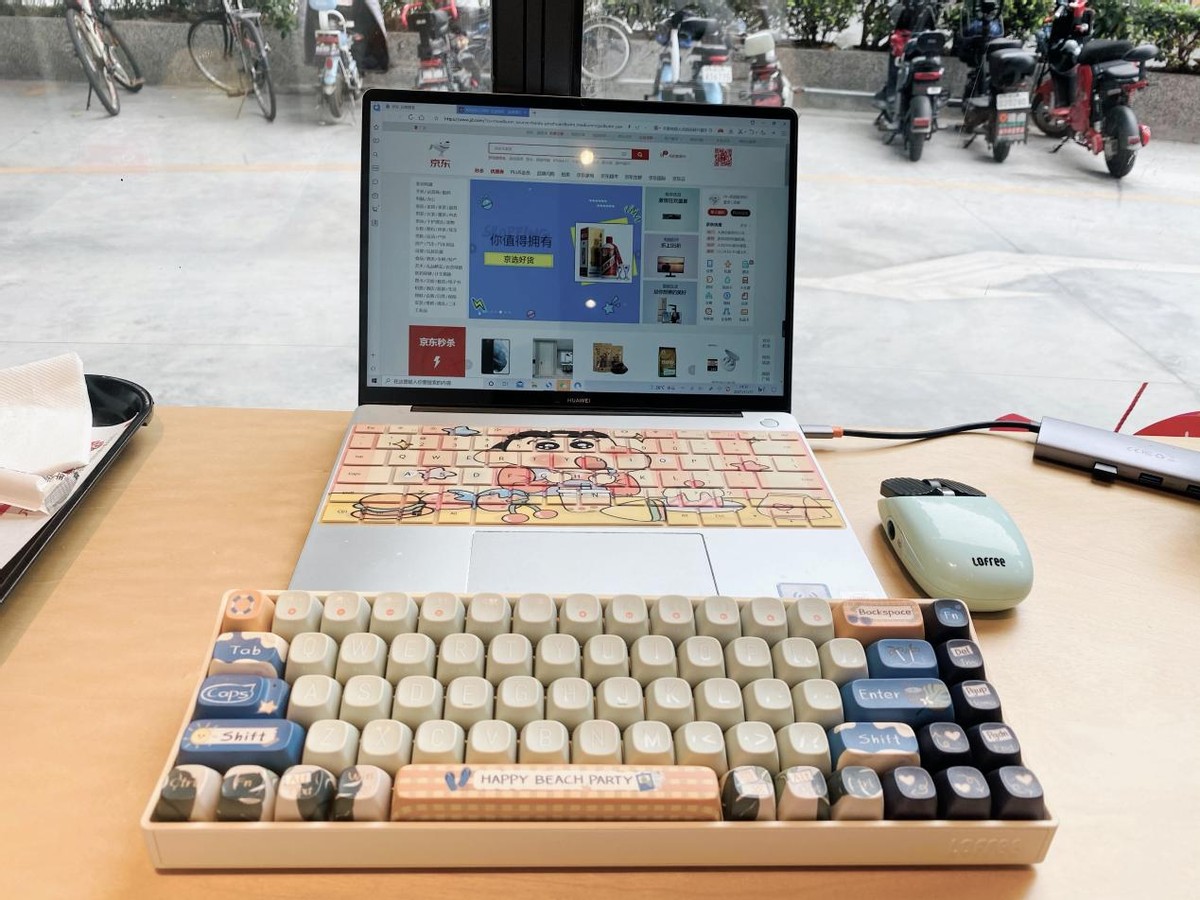 可爱的外表 有趣的灵魂 DIY一个专属的洛斐小翘69键键盘