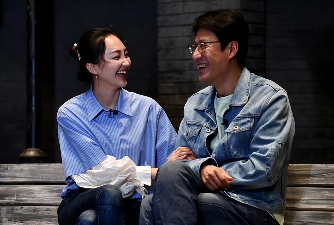 于震:娶小13岁辛月,婚后连生三胎,如今一家五口其乐融融最新消息动态