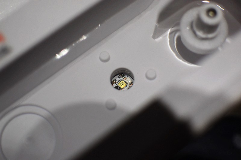 拒绝湿桌 守护家人的呼吸健康 七彩叮当加湿器
