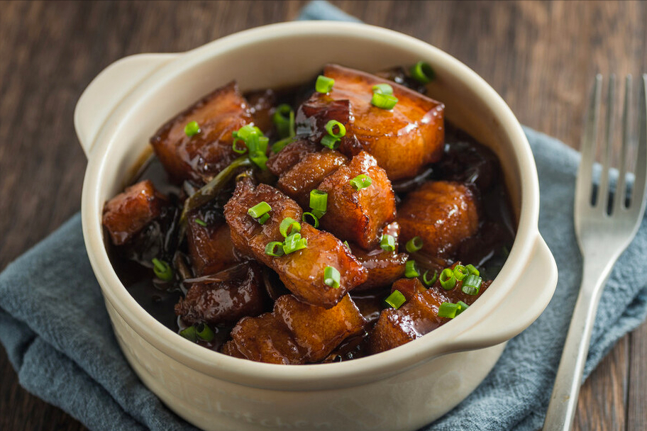 快过年了，分享红烧肉的正确做法，谨记3窍门，肥而不腻入口即化