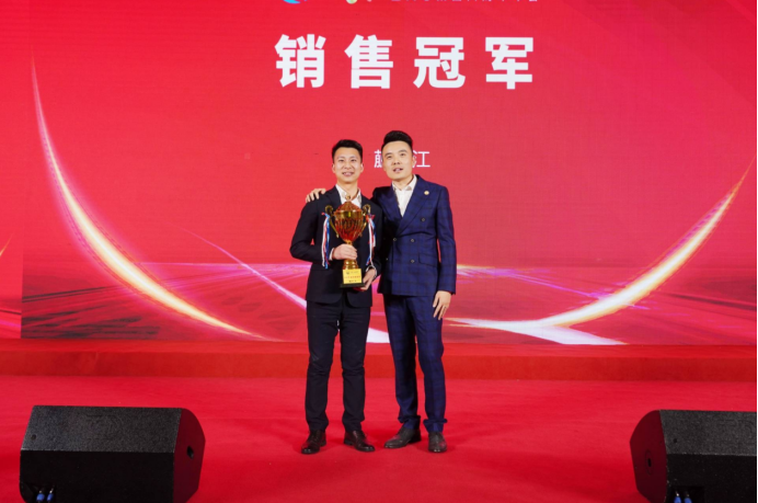 2022创新中国企业家论坛暨天心集团六周年年会成功举行