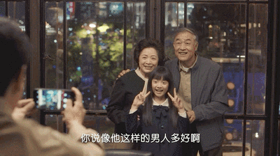高圆圆复出身材完美，久坐身体僵硬赘肉堆积，4步灵活脊柱逆生长