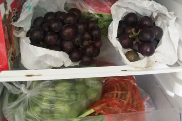 猪肉放在冰箱里一年，究竟还能不能吃？储存猪肉有技巧，记好3招