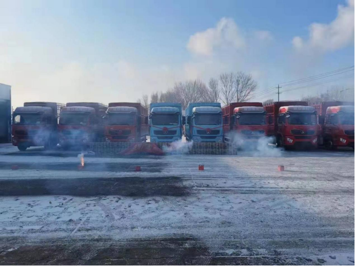 成交11輛德龍L5000國六載貨車 陜汽重卡吉林地區2022喜迎開門紅