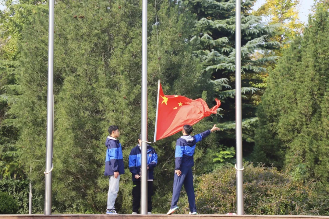 国旗下演讲 | 抓住冬日黄金时间，掀起全员学习热潮