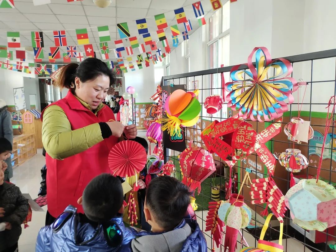 浓情中国年 欢喜逛庙会：宁阳县文庙中心幼儿园举办新年庙会活动