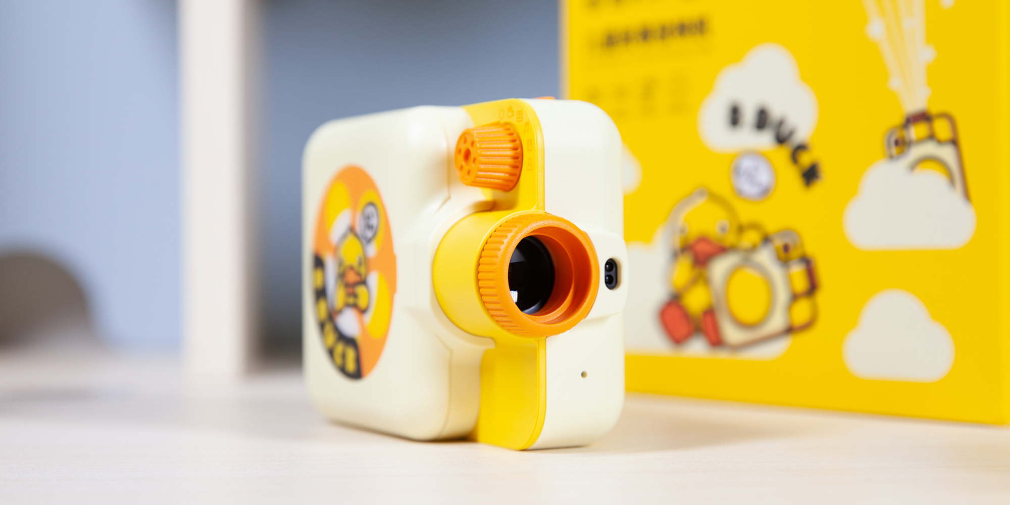 保护视力、远离数码产品，送孩子一台趣学伴儿童故事放映机吧