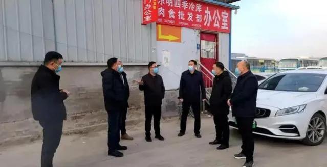 商丘市市场监管局书记马索义带队检查食品药品市场安全工作