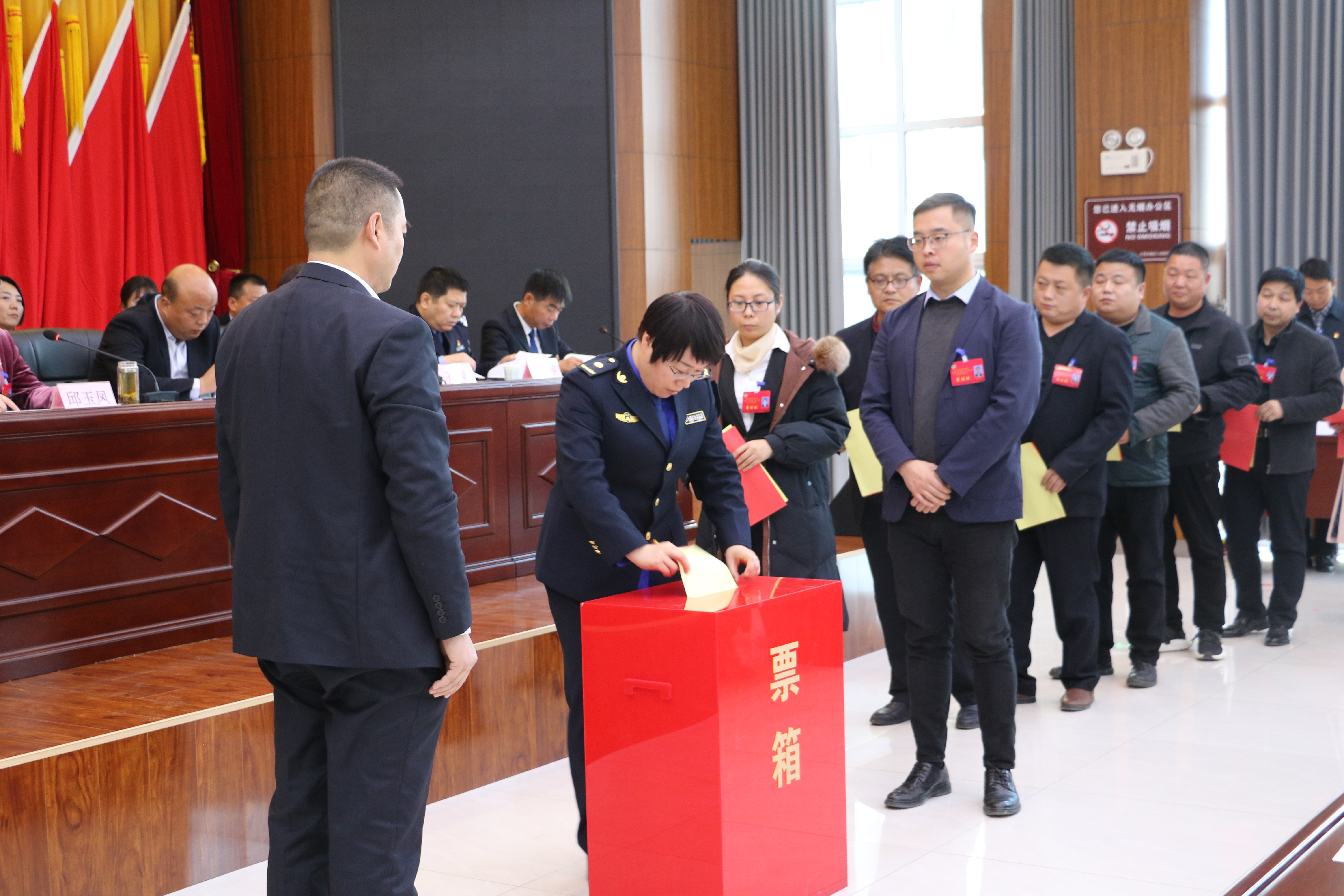 「聚焦两会」富平县政协庄里试验区第二届委员会第一次会议胜利闭幕
