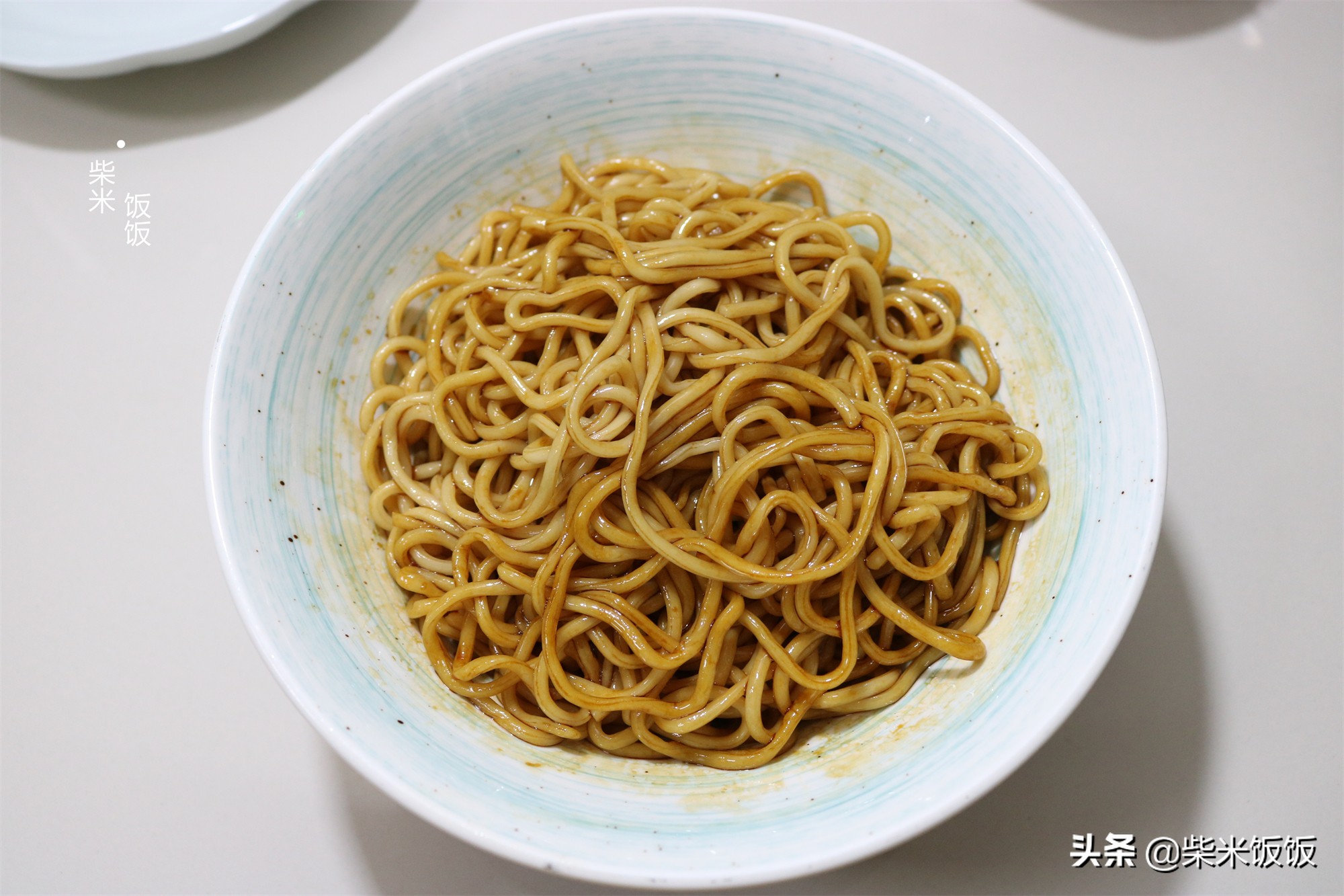 面条筋道，肉丝软嫩，这碗青椒肉丝面太香了，我家常做
