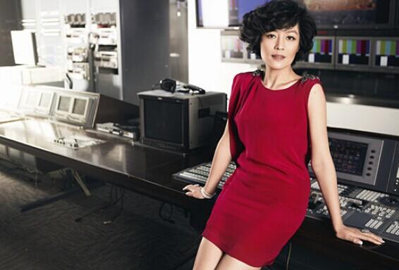 真性情的哈文:李咏逝世3年后,她依旧将公婆当亲生爸妈