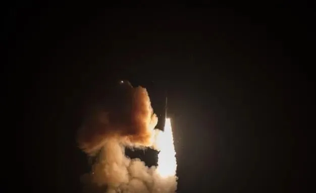 ����������F-14ս�������й�����ƣ����������˲�����ֵ��ѧϰ