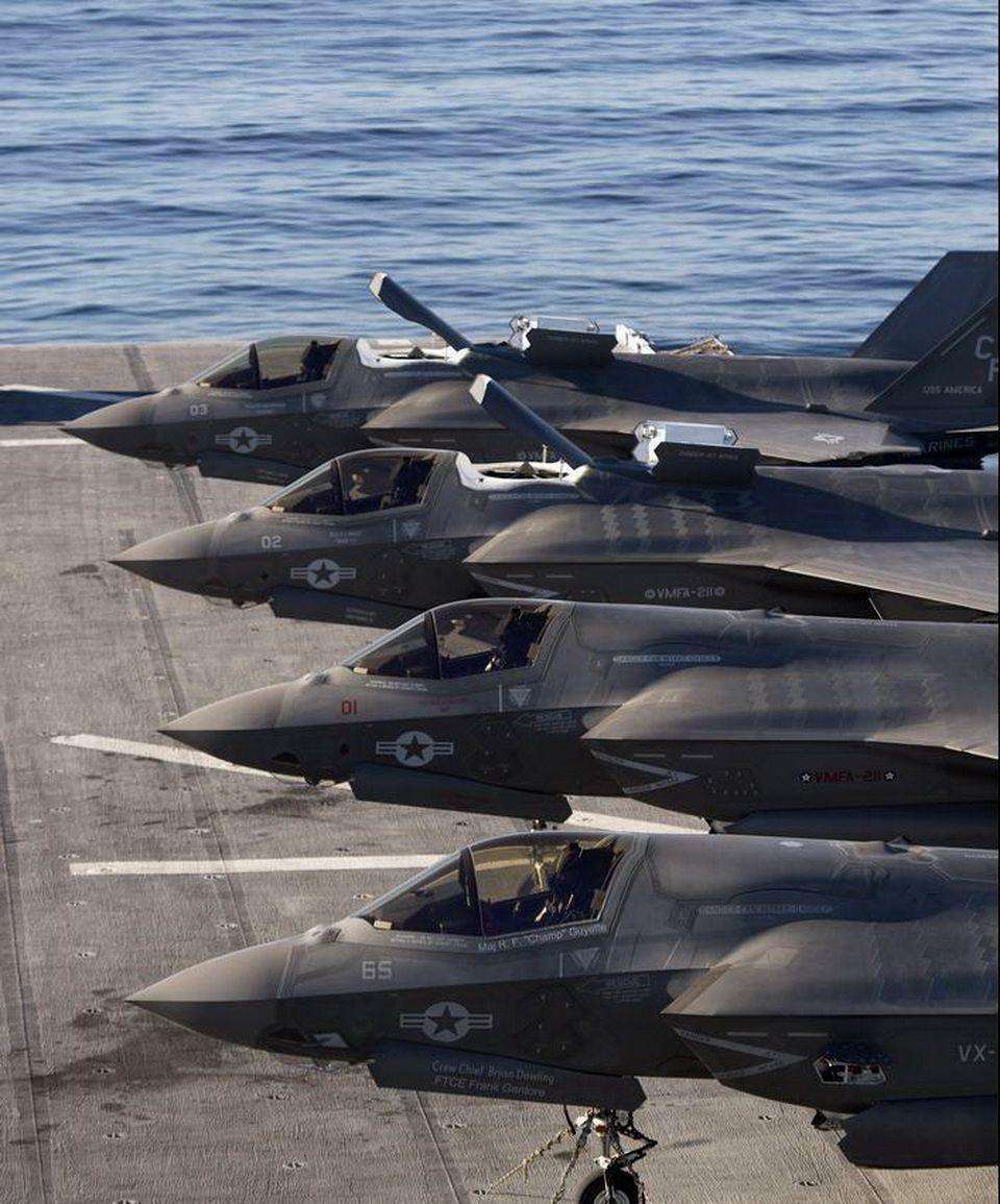 ˫��ĸ����������F35�յ��ֻ��ٳ��Ϻ���������ͼ�20�����У�