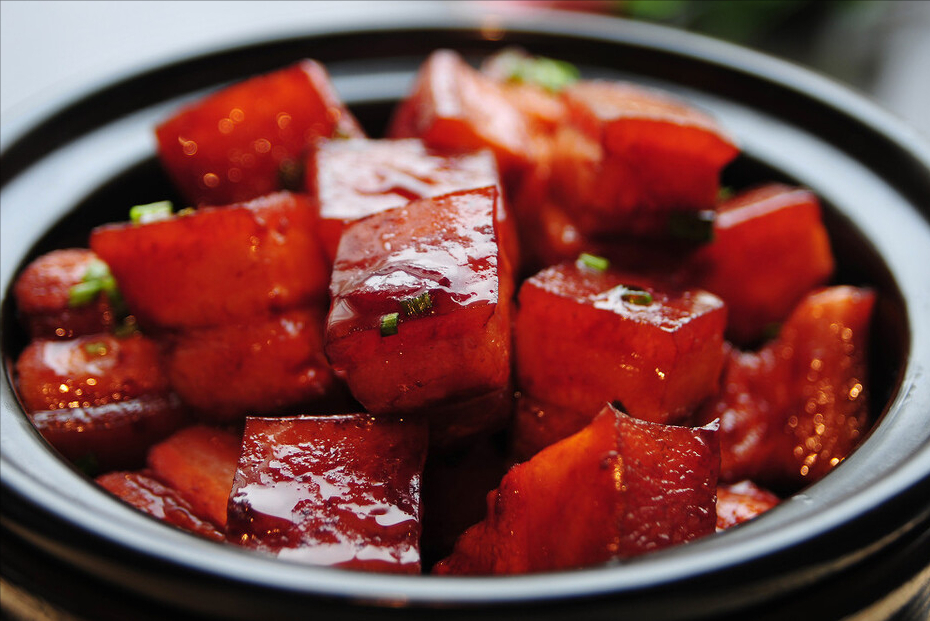 快过年了，分享红烧肉的正确做法，谨记3窍门，肥而不腻入口即化