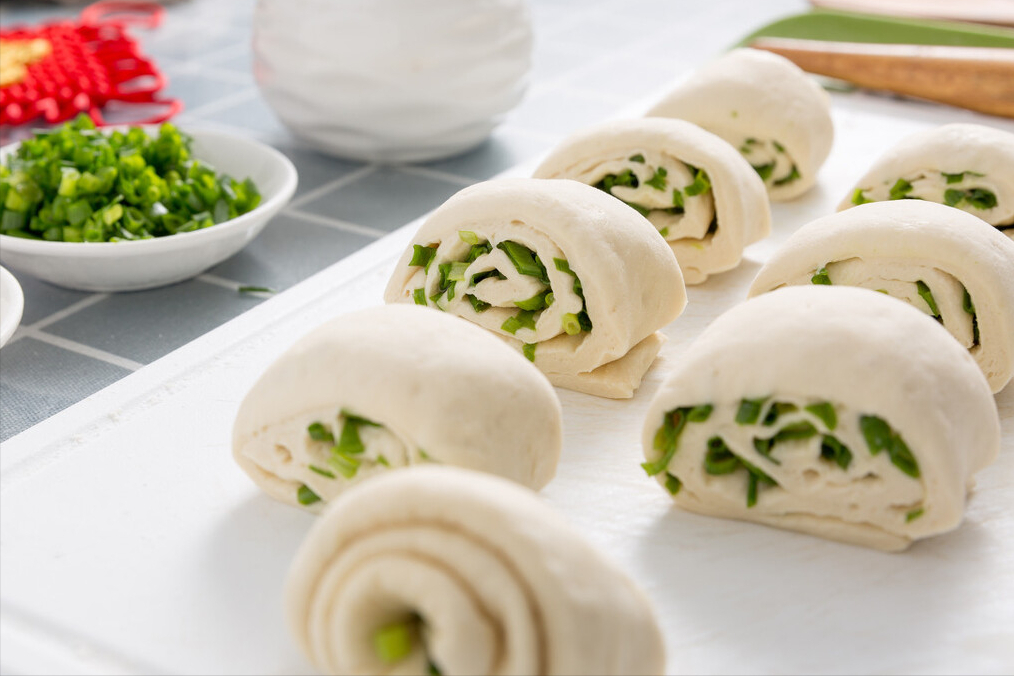 发面要想快速，别只会放酵母，面点师傅分享2个窍门，10分钟发好