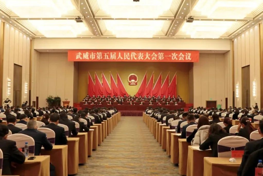 微信在哪里设置加群需要本人同意《分享群聊二维码》
