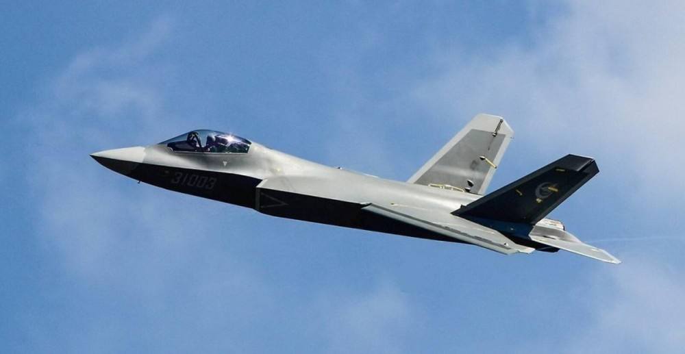 ��������ʵ���Աȣ��������ԷƱ����й����к��������ĵ�ʵ��