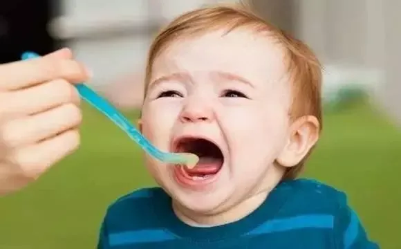 「家家母婴」宝宝添加辅食后腹泻、便秘、过敏?别着急,这样应对