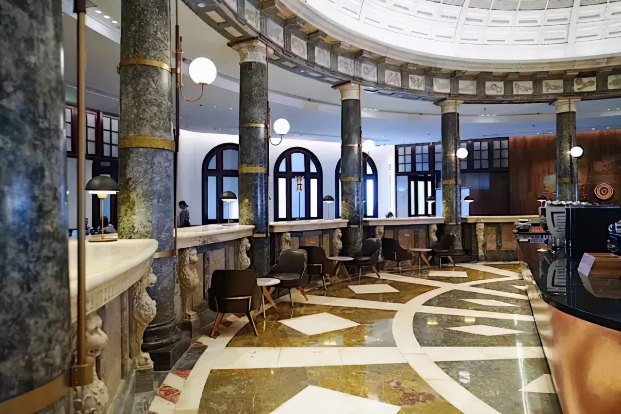 民国老银行与现代文明完美融合，星巴克玩出新高度