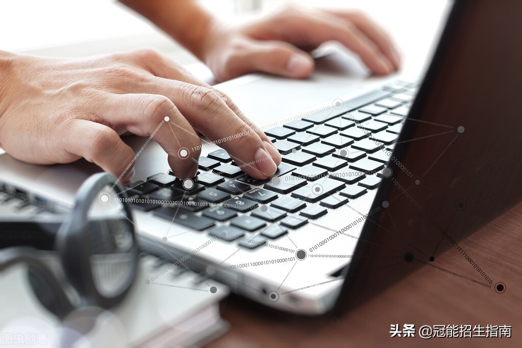 计算机专业的女生适合干什么工作?成都有哪些比较好的职校?