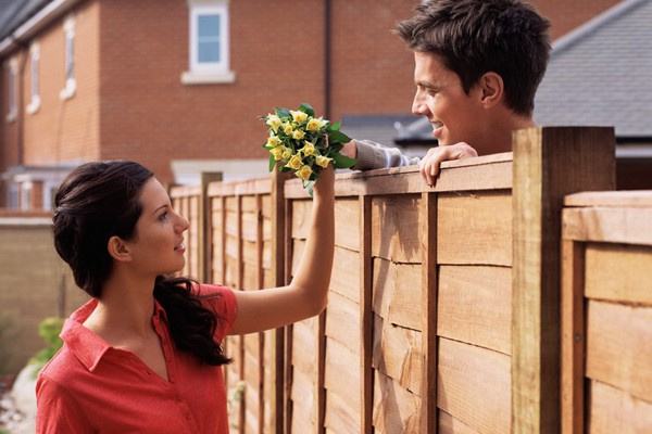 所以,姑娘们,想约会,直接上.