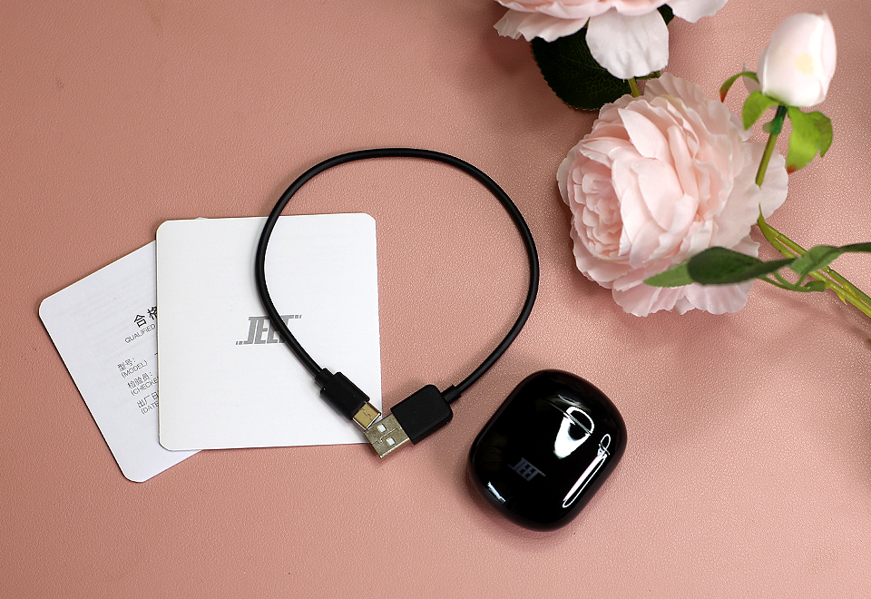 体验升级音质出色，JEET ONE墨黑升级版真无线耳机