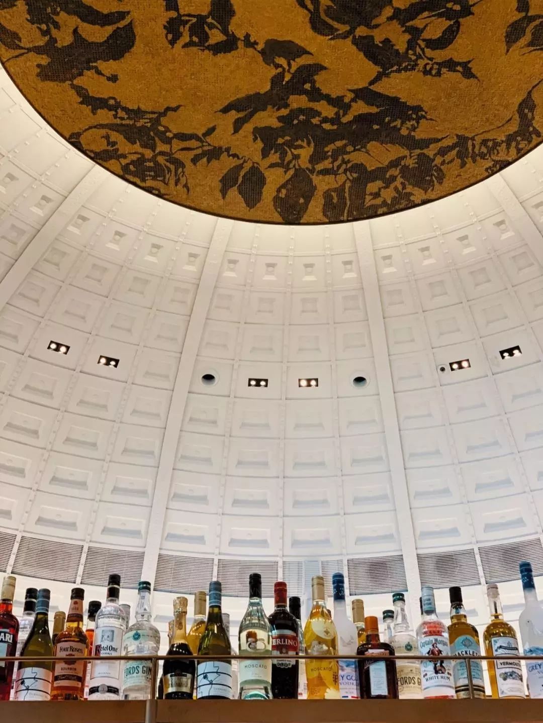 民国老银行与现代文明完美融合，星巴克玩出新高度